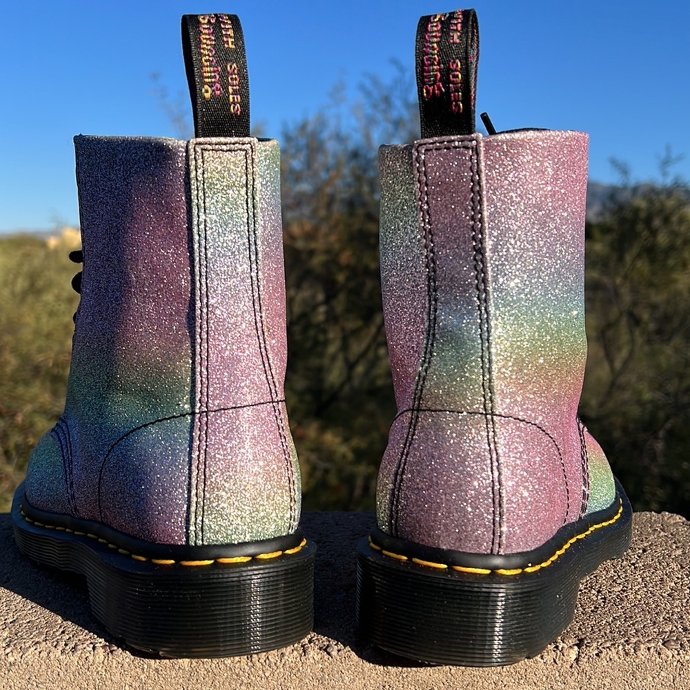 New Dr. Martens Mermaid 🧜‍♀️ Super Sparkly 1460 Pascal Glitter Boots ✨ - Picture 6 of 17